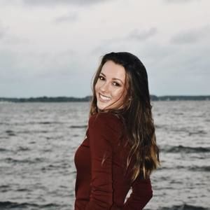 Meet your Posher, Kaylin